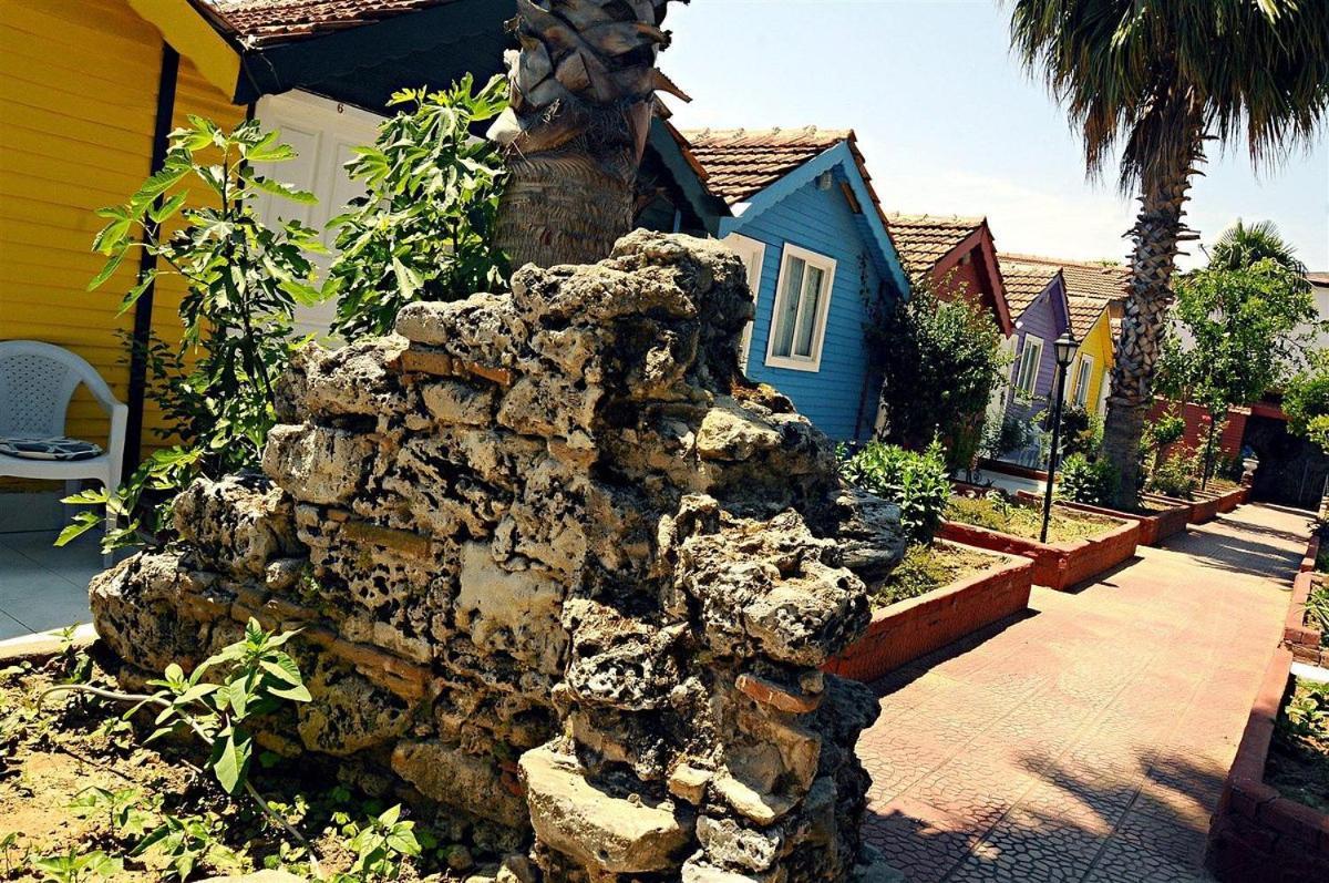 Hotel Cuba Side